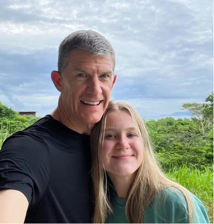 Dr. Parmer with daughter | Alliance Oral & Maxillofacial Surgery